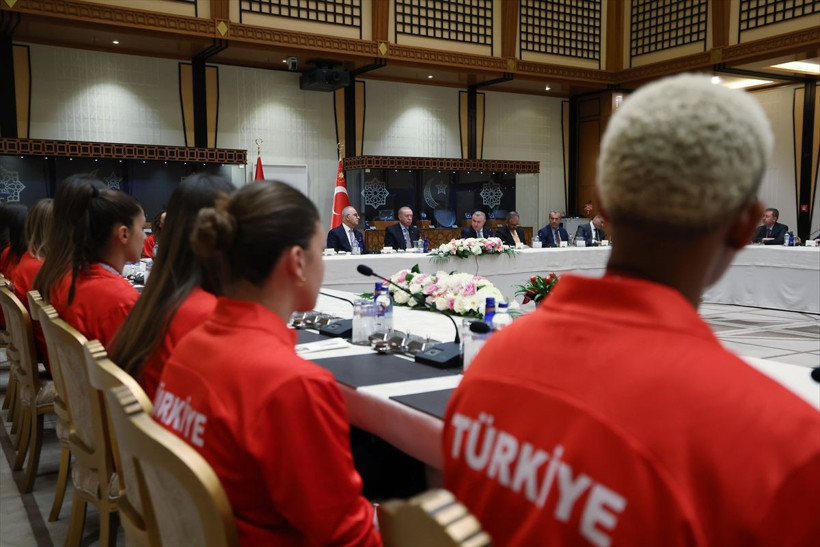 Cumhurbaşkanı Erdoğan, A Milli Kadın Voleybol Takımı'nı kabul etti - Resim: 4