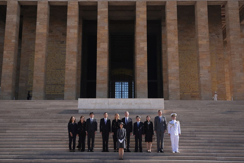 Japonya Altes Prensesi Akiko Mikasa'nin Anıtkabir ziyaretinde dikkat çeken detay - Resim: 30