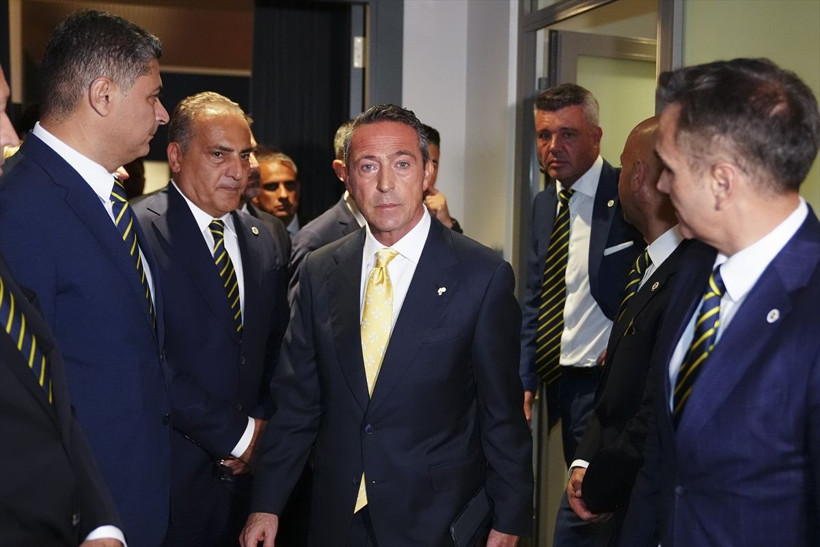 Fenerbahçe Başkanı Sadettin Saran ve yönetim kurulu üyeleri mazbatalarını aldı - Resim: 16