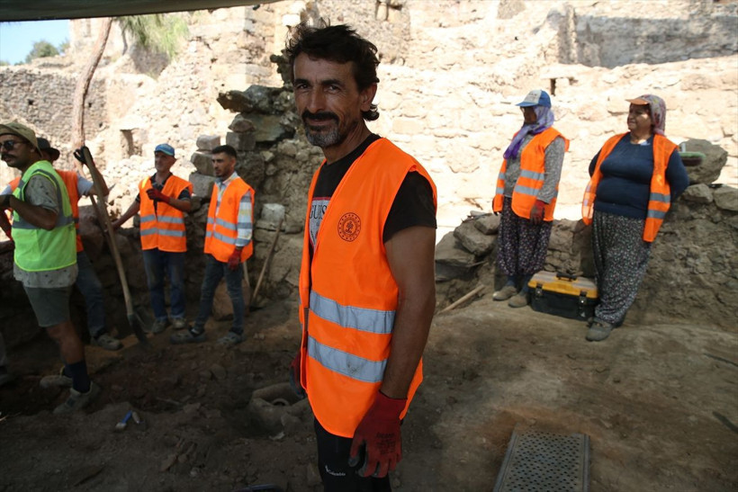 Syedra Antik Kenti kazılarına halk da katılıyor - Resim: 4