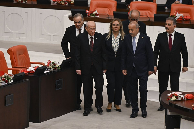 Meclis'te sürpriz görüşme: AK Parti, MHP, İYİ Parti, DEM Parti heyetleri aynı karede - Resim: 27