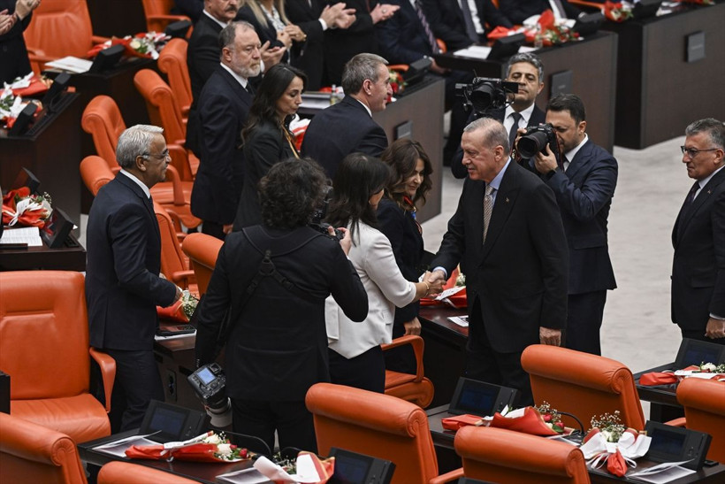 Meclis'te sürpriz görüşme: AK Parti, MHP, İYİ Parti, DEM Parti heyetleri aynı karede - Resim: 4