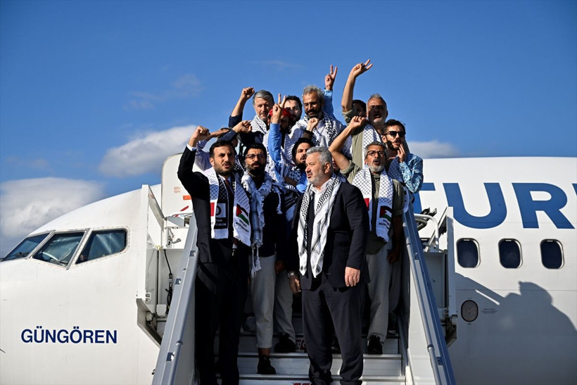 Sumud Filosu'ndaki yabancı aktivistler İsrail'in kendilerine uyguladığı şiddeti anlattı - Resim: 6