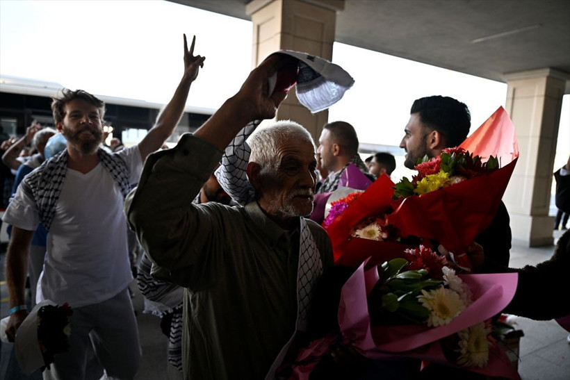Sumud Filosu'ndaki yabancı aktivistler İsrail'in kendilerine uyguladığı şiddeti anlattı - Resim: 19