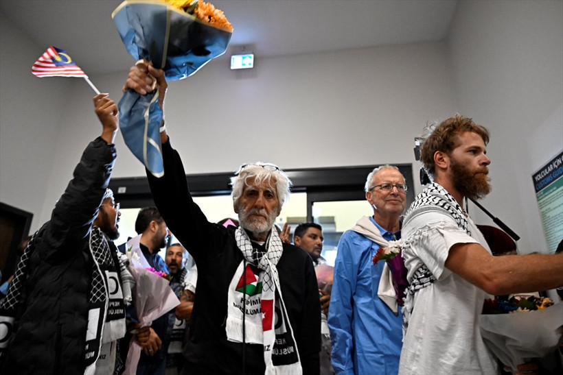Sumud Filosu'ndaki yabancı aktivistler İsrail'in kendilerine uyguladığı şiddeti anlattı - Resim: 22