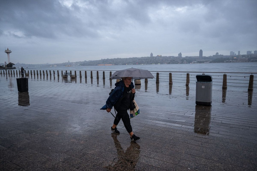 İstanbul dahil 20 şehir için kuvvetli sağanak ve fırtına uyarısı: Mezosiklon etkisi başlıyor - Resim: 11