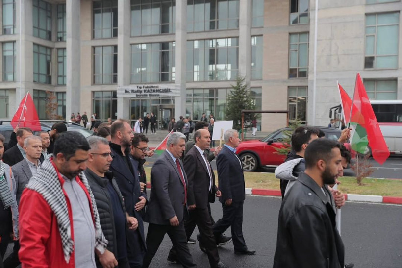 Trakya Üniversitesinden Gazze’ye destek yürüyüşü - Resim: 7