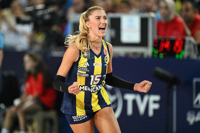 Fenerbahçe, VakıfBank'ı 2-0'dan dönüp yenerek AXA Sigorta Şampiyonlar Kupası'nı kazandı - Resim: 21