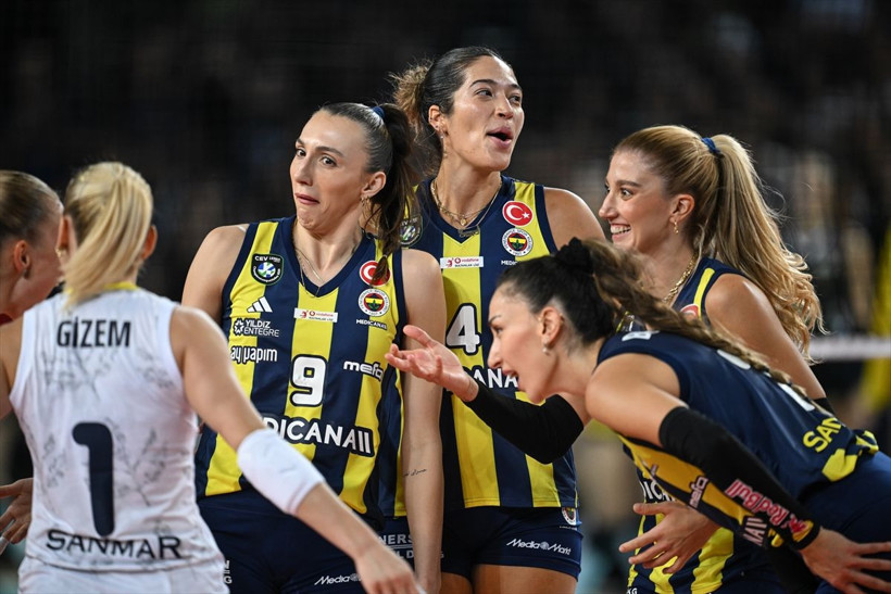 Fenerbahçe, VakıfBank'ı 2-0'dan dönüp yenerek AXA Sigorta Şampiyonlar Kupası'nı kazandı - Resim: 22