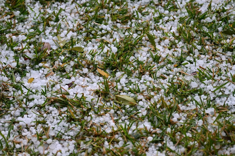 Antalya'da sağanak ve dolu hayatı olumsuz etkiledi - Resim: 1