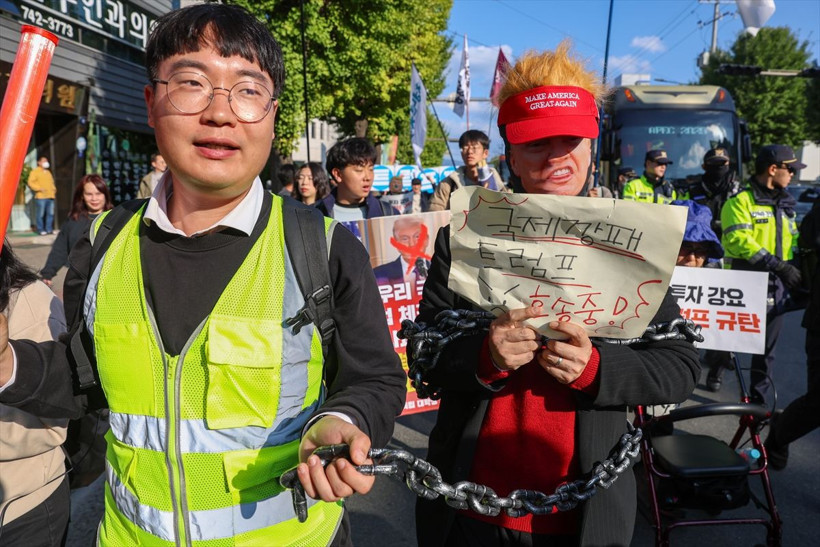 Güney Kore’de Trump protestosu! Yüzlerce kişi sokaklara döküldü - Resim: 3
