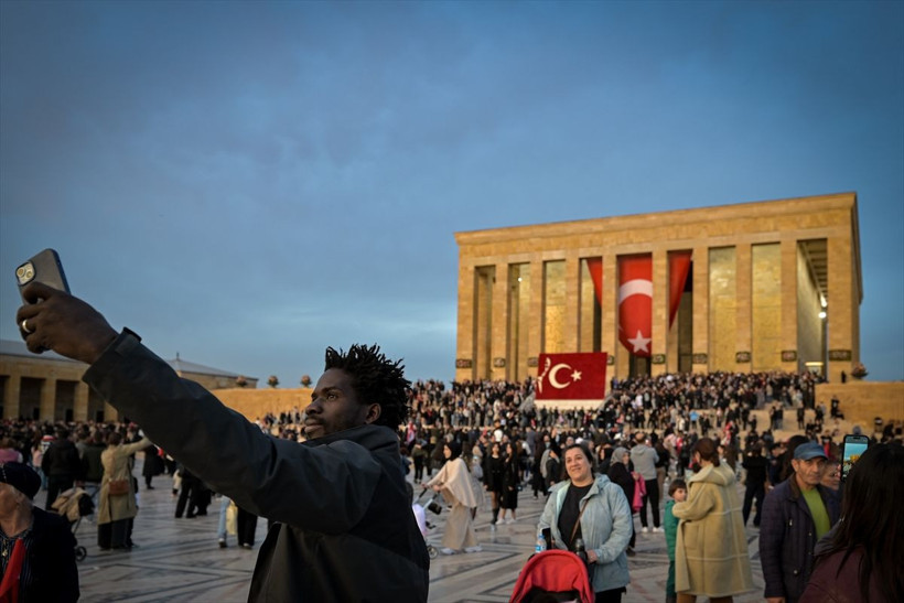 Anıtkabir'de ziyaretçi akını - Resim: 15