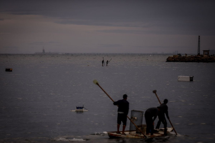 Gazzelilerin çadırları sular altında kaldı - Resim: 19