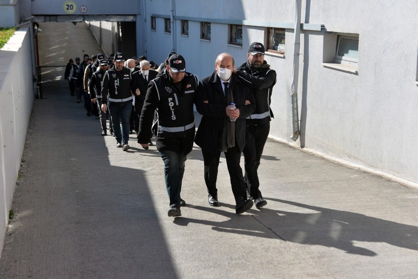 Son dakika! Binalarda tespit edilen yapım kusurlarıyla ilgili yürütülen soruşturmada Malatya, Osmaniye ve Adana'da çok sayıda tutuklama - Resim: 11