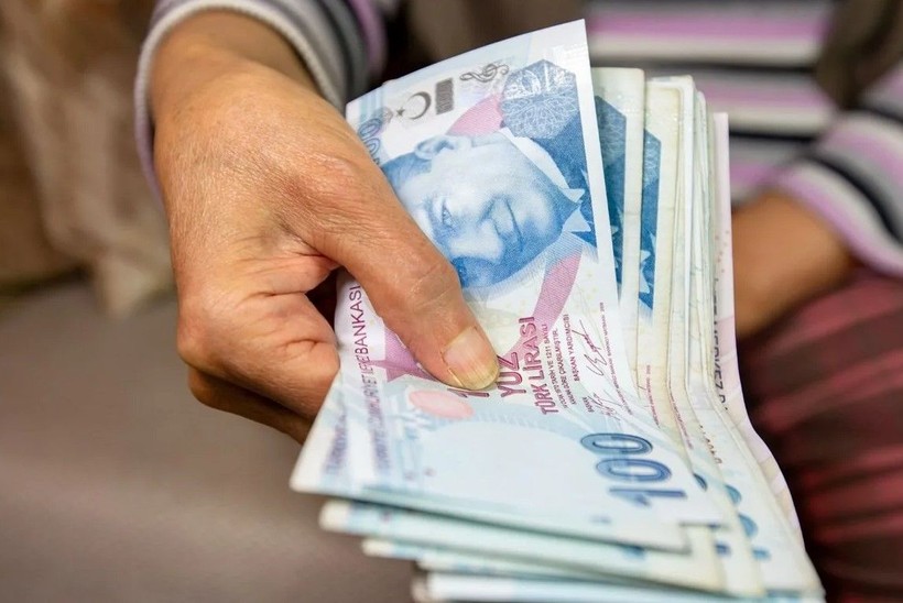 Emekli ve memur maaşına zam! Seyyanen artış ve oransal fark neden yansımadı? - Resim: 4