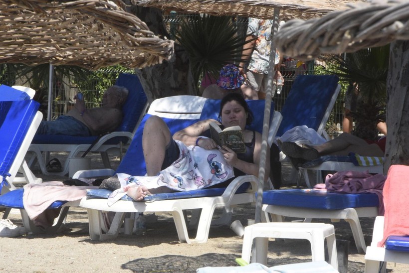 Muğla, Antalya kıyılarında bayram yoğunluğu! Yaz tatilini aratmadı - Resim: 28