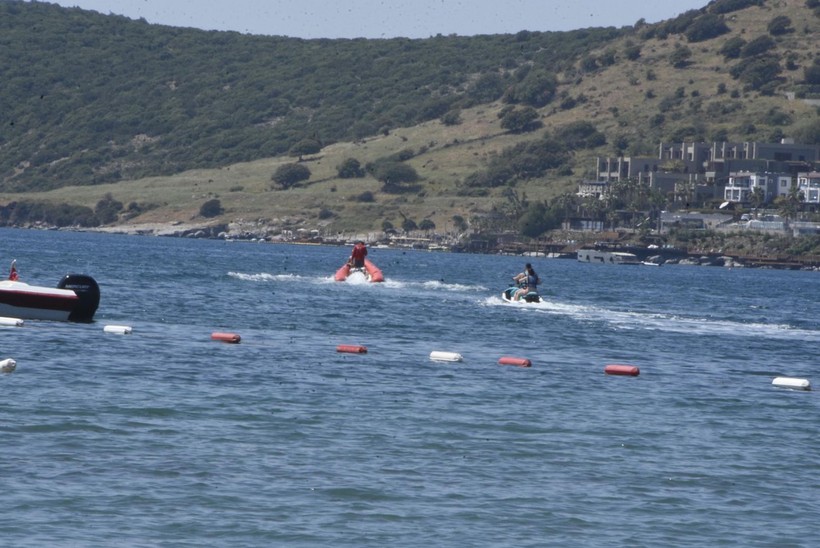 Muğla, Antalya kıyılarında bayram yoğunluğu! Yaz tatilini aratmadı - Resim: 22