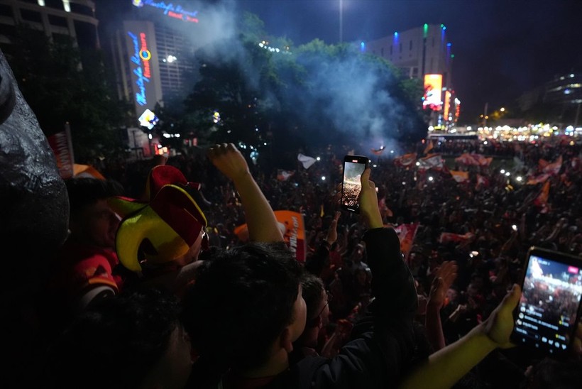 Türkiye'nin dört bir yanında yaşayan vatandaşlar, Galatasaray'ın şampiyonluğunu kutladı - Resim: 53