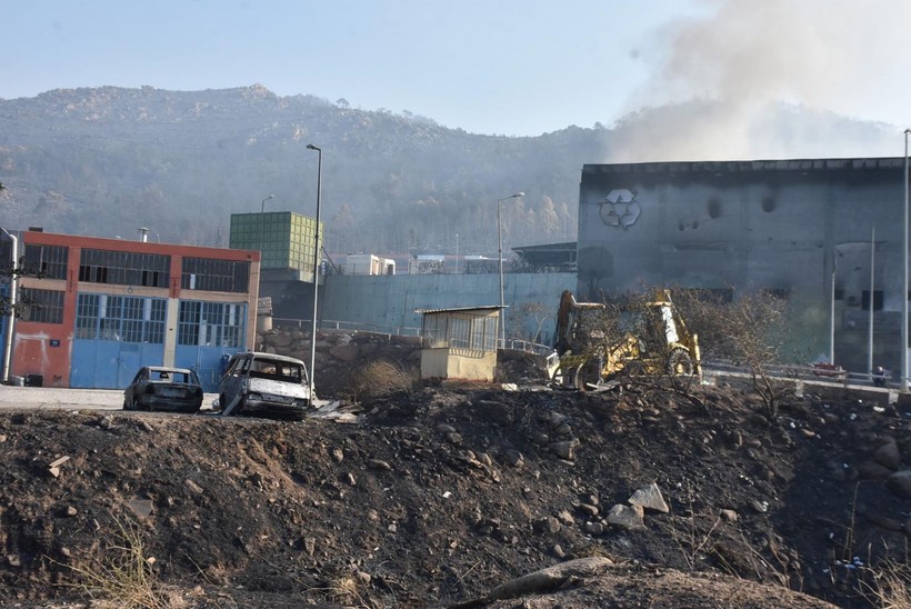 4 gündür yanan Karşıyaka'dan güzel haber! 5 noktada orman yangını ile mücadele sürüyor - Resim: 2