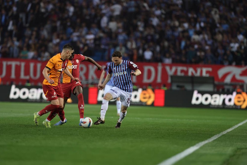 Şampiyon Galatasaray! Trabzonspor'u 3-0 yenen Galatasaray Ziraat Türkiye Kupası'nın sahibi oldu - Resim : 4