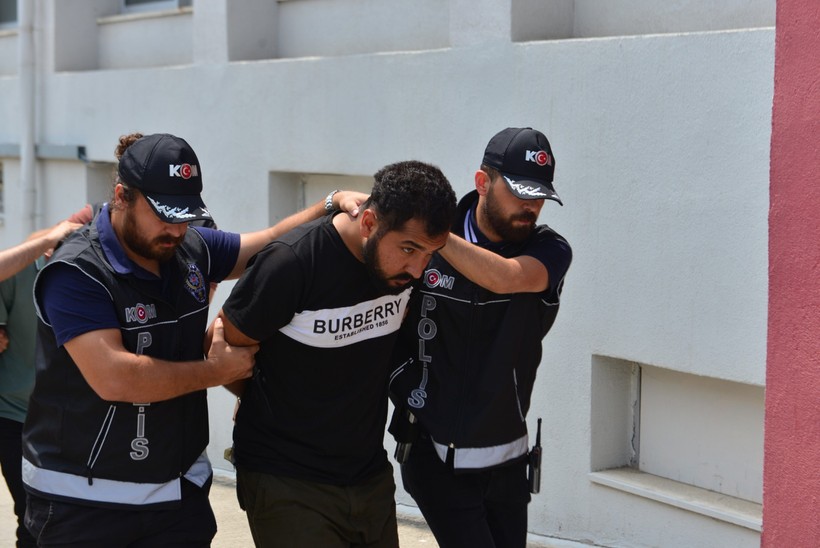 Traktörde cephane gizlenmiş: 420 tabanca ele geçirildi! - Resim : 3