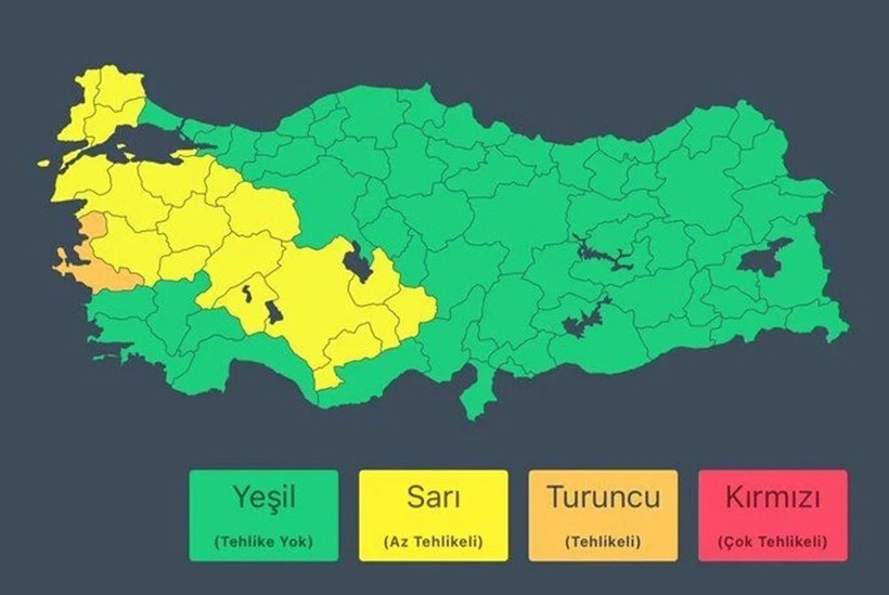 İstanbul ve 15 il için uyarı: 'Elektrik fırtınası' alarmı - Resim : 1