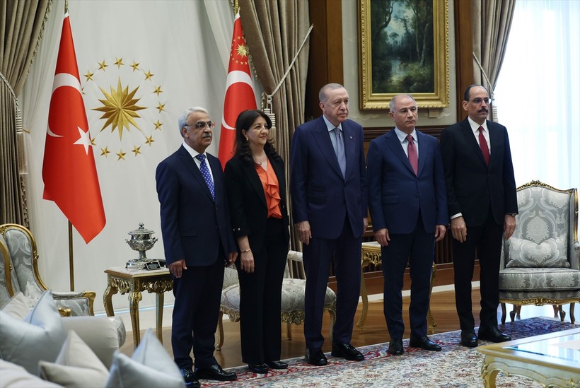 Cumhurbaşkanı Erdoğan-DEM Parti heyetini kabul etti! Görüşmenin ardından ilk açıklama: Karşılıklı irade devam edecek - Resim : 3
