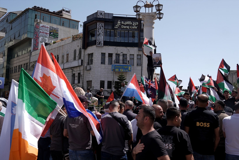 Ramallah’ta Filistin’e Destek ve Gazze Saldırılarına Tepki Yürüyüşü - Resim : 4