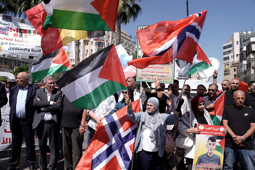 Ramallah’ta Filistin’e Destek ve Gazze Saldırılarına Tepki Yürüyüşü - Resim : 1