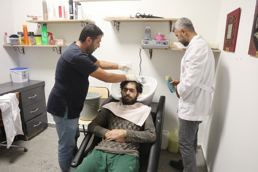 Depremin ardından eve kapanan gencin mucize dönüşümü! Sonunda ikna edildi - Resim: 3