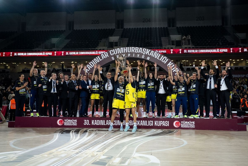 Cumhurbaşkanlığı Kupası'nı Fenerbahçe Opet kazandı - Resim: 17