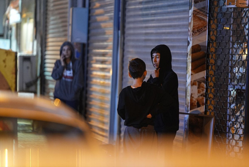 Balıkesir Sındırgı'da 6.1 büyüklüğünde deprem uykuları kaçırdı - Resim: 7