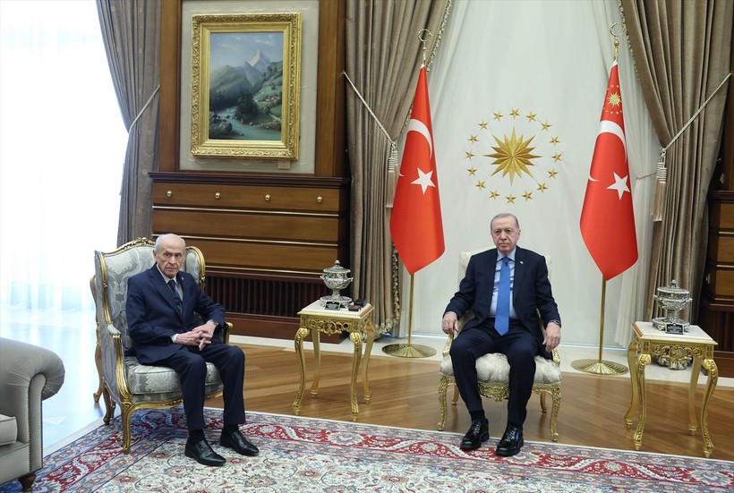 Cumhurbaşkanı Erdoğan, Devlet Bahçeli'yi Külliye'de kabul etti - Resim : 3