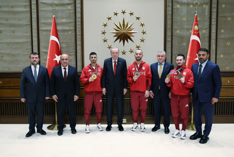 Cumhurbaşkanı Erdoğan, sporcuları kabul etti - Resim: 4