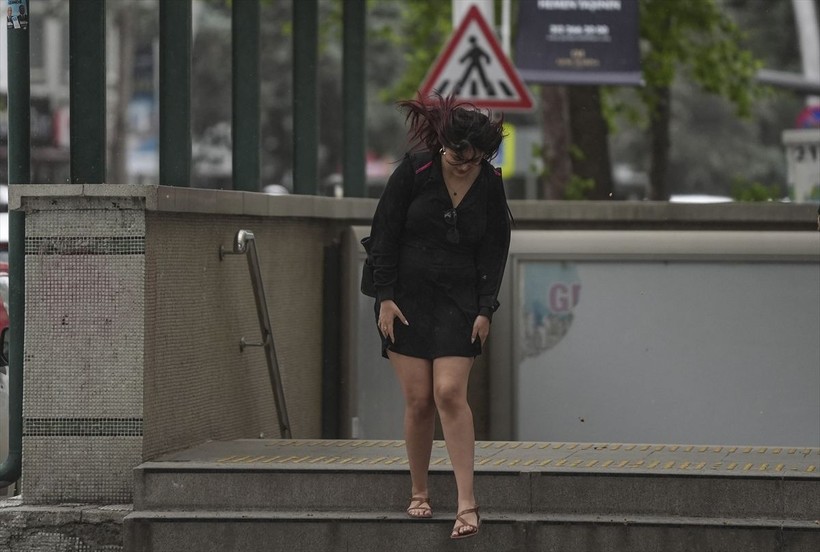 İstanbul'da yaşayanlar dikkat! Yerel sağanaklar serinletecek - Resim: 10