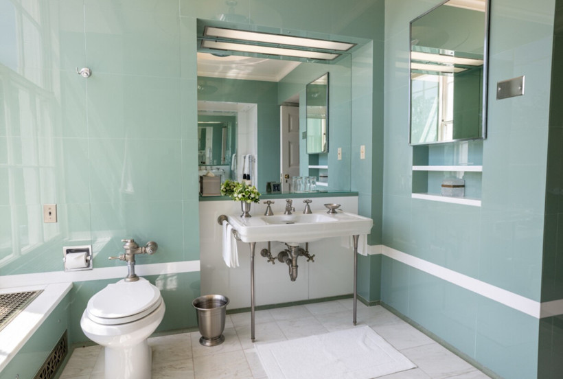 Trump Beyaz Saray'ın yenilenen tuvalet ve banyosunu paylaştı - Resim : 3