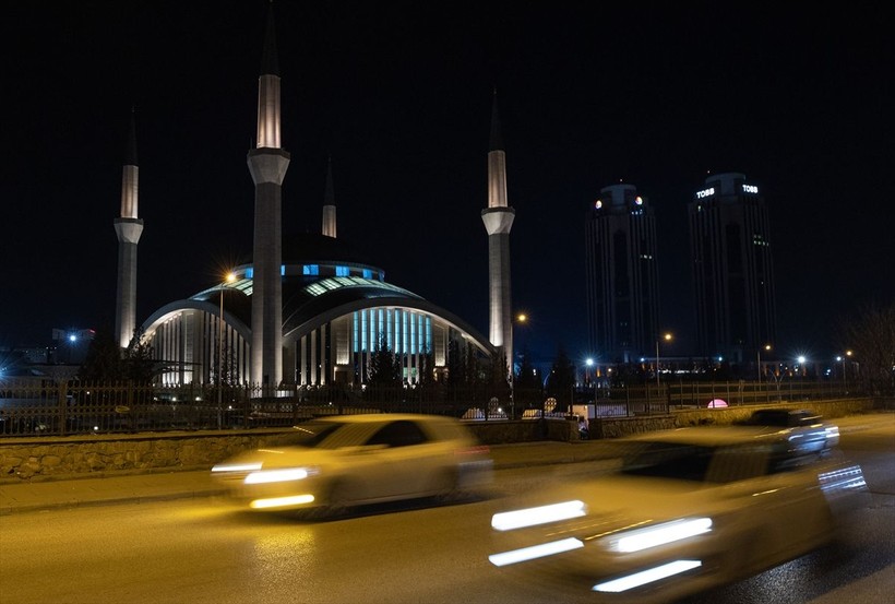 Türkiye'nin dört bir yanında Miraç Kandili idrak edildi! Dualar depremzedeler için - Resim: 23