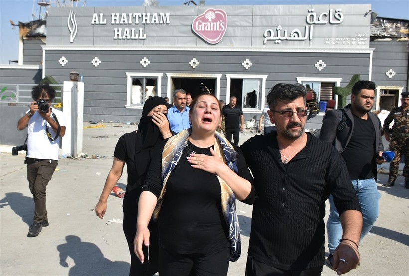 Irak'ın Musul kentinde bir düğün salonunda yangın çıktı! Yüzlerce ölü ve yaralı var - Resim: 46