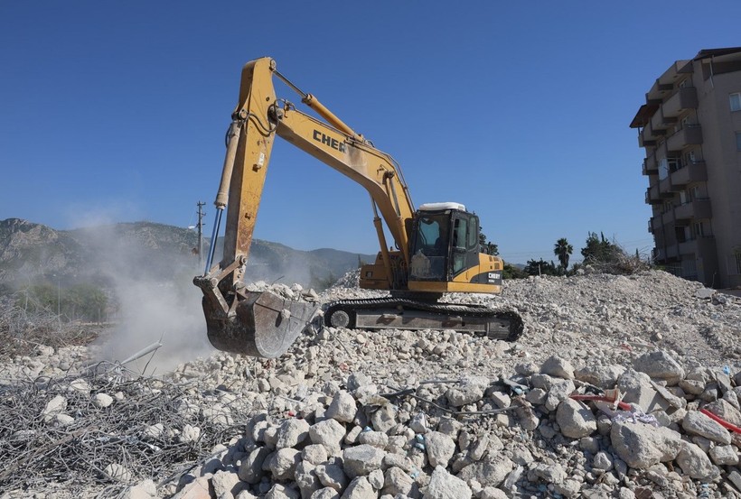 Kepçe operatörlerinin kazandığı maaş dudak uçuklatıyor - Resim: 5