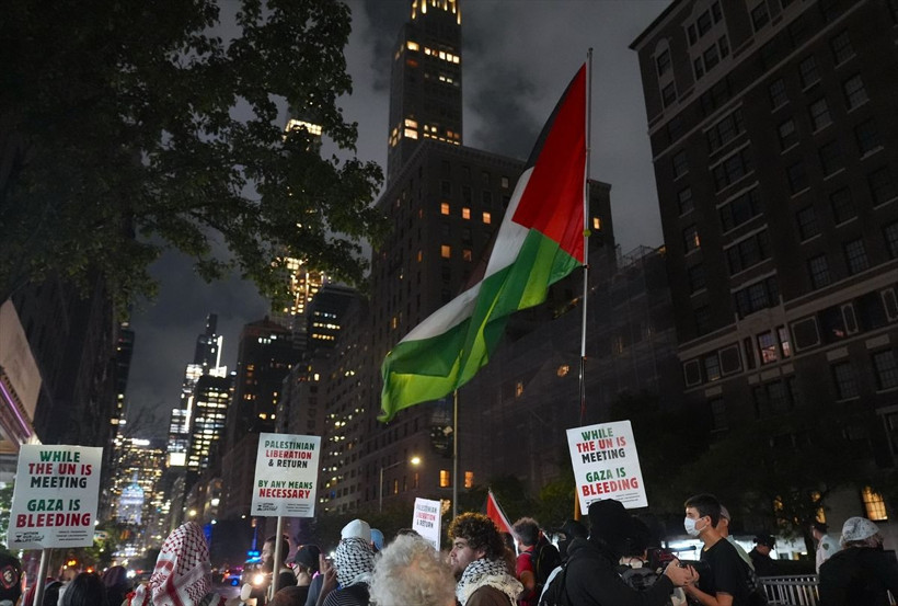 New York’ta Netanyahu’ya protesto: BM Genel Kurulu öncesi tepki yağdı - Resim: 2