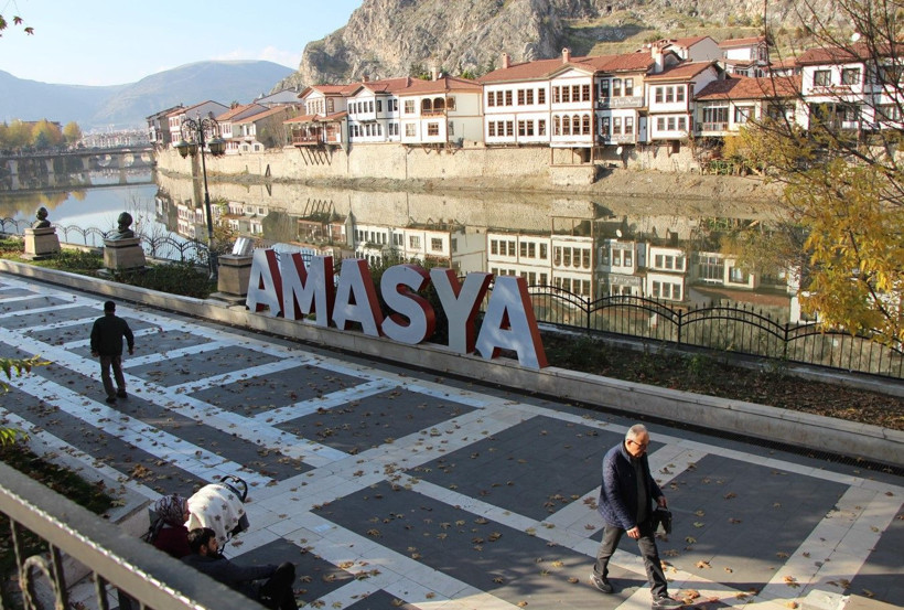 Amasya'da 9 türbeye kilit vuruldu! Şehzadelerin başucunda usulsüzlük - Resim: 6