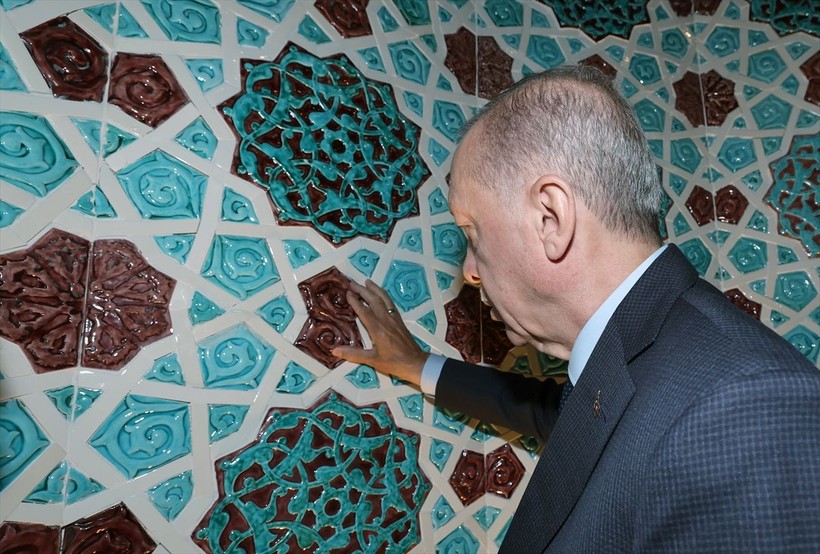 İstanbul Levent'te plazaların arasında görkemli bir cami: Barbaros Hayrettin Paşa Cami! Cumhuriyet tarihinde bir ilkle açıldı - Resim: 25