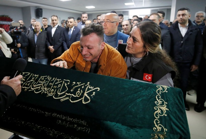 Çağlayan'daki hain saldırıda hayatını kaybeden Dilfiraz Karataş toprağa verildi - Resim: 5