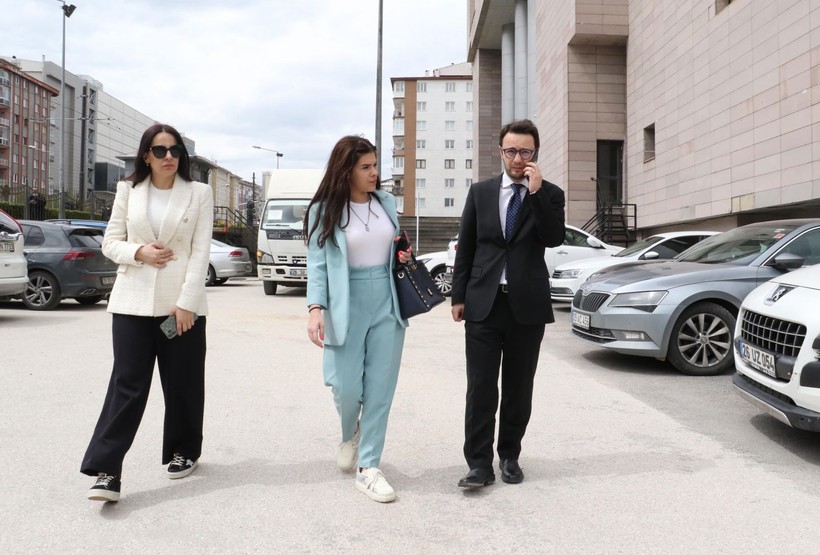 Sihirli Annem'in 'Tuğçe'si Damla Ersubaşı hakkında çıkan müstehcen fotoğraf iddiaları sonrası suç duyurusunda bulundu - Resim: 8