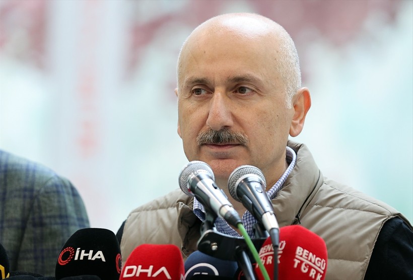 Ulaştırma ve Altyapı Bakanı Adil Karaismailoğlu Başakşehir-Kayaşehir Metro Hattı'nın Çam ve Sakura Şehir Hastanesi İstasyonu'nda incelemelerde bulundu - Resim : 8