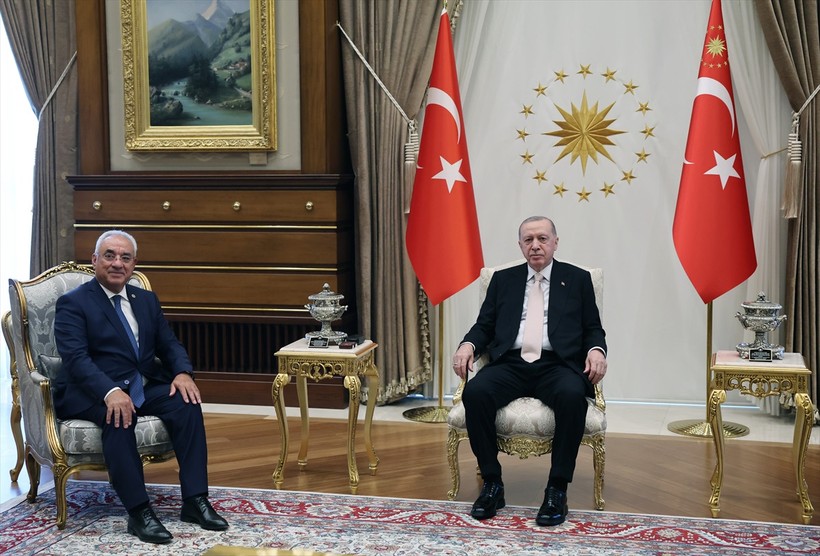 Cumhurbaşkanı Erdoğan Önder Aksakal ve Zekeriya Yapıcıoğlu'nu kabul etti - Resim : 1