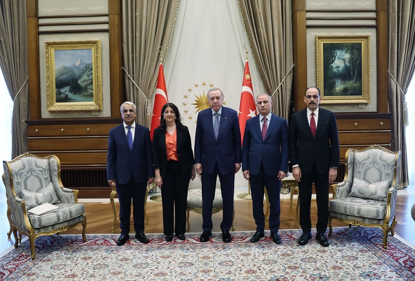 Cumhurbaşkanı Erdoğan-DEM Parti heyetini kabul etti! Görüşmenin ardından ilk açıklama: Karşılıklı irade devam edecek - Resim : 4
