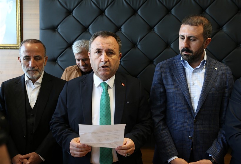 'Miting saatim DEM'e satıldı' diyen CHP'li aday Selim Soyugüzel partisinden istifa ederek AK Parti'ye katıldı - Resim : 4