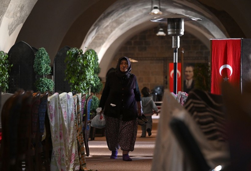 Hatay Dörtyol'daki Mimar Sinan eseri Sokullu Mehmet Paşa Külliyesi dimdik ayakta! Depremzedelere sıcak yuva oldu - Resim: 14