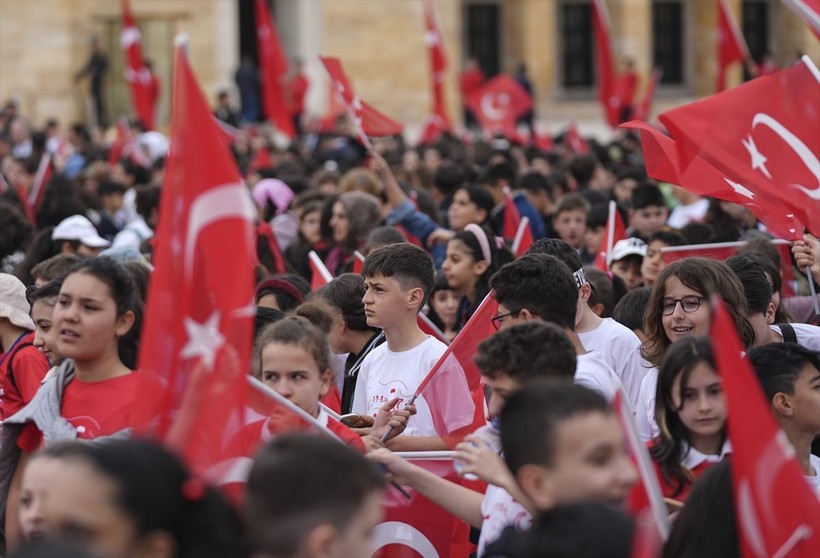 Milli Eğitim Bakanı Tekin öğrenci ve öğretmenlerle Anıtkabir'e gitti - Resim: 10